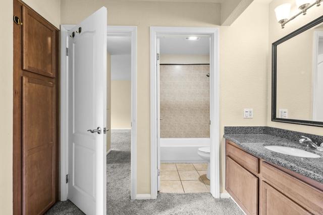 615 Fredricks Avenue, Oceanside CA: https://media.crmls.org/mediaz/711a3b5c-d1d2-46e9-bddb-d73bbdbcb7a7.jpg