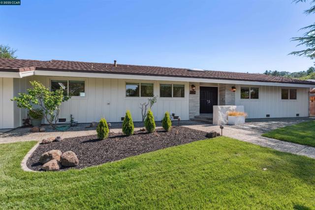 3803 Quail Ridge Road, Lafayette CA: https://media.crmls.org/mediaz/711adcdf-2406-44c1-ad94-428161b039c7.jpg