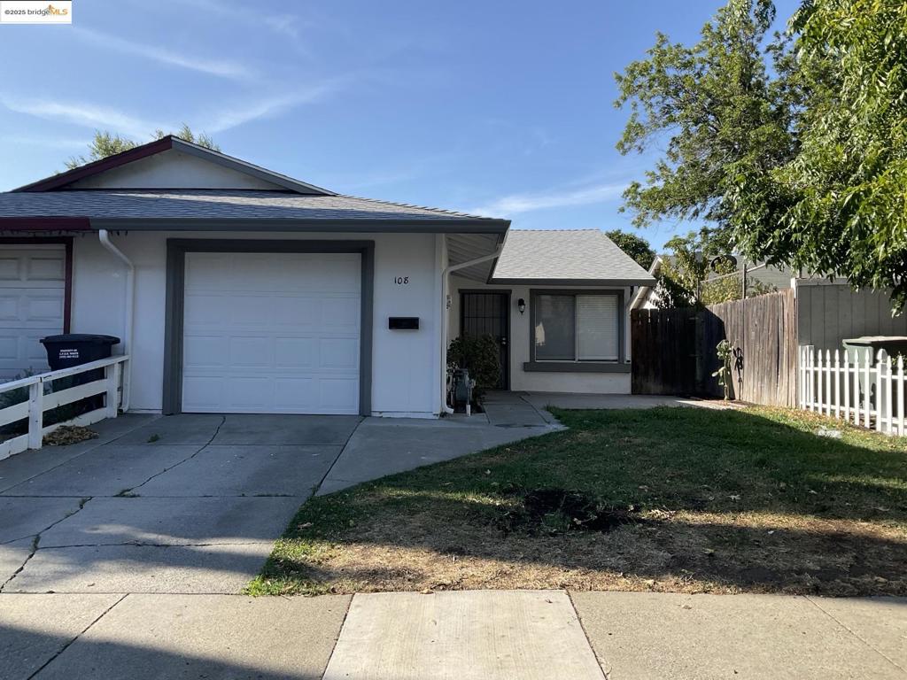108 E Trident Drive