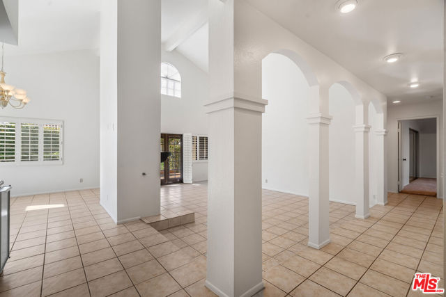 Image 10 of 60 For 62 Calle Solano