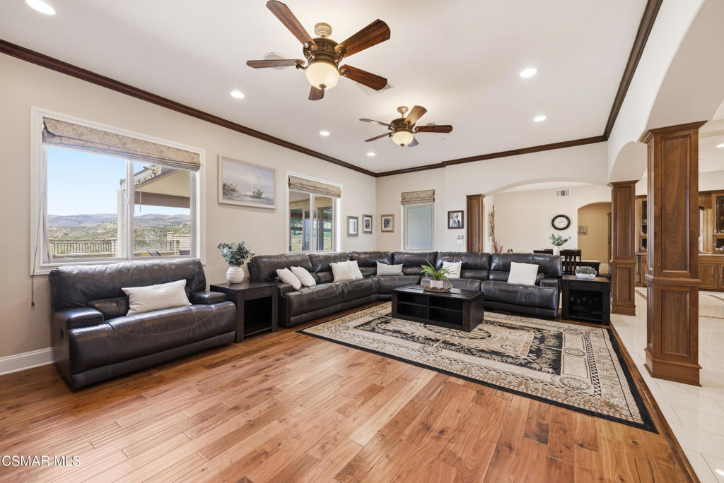MLS #226001879 image #10