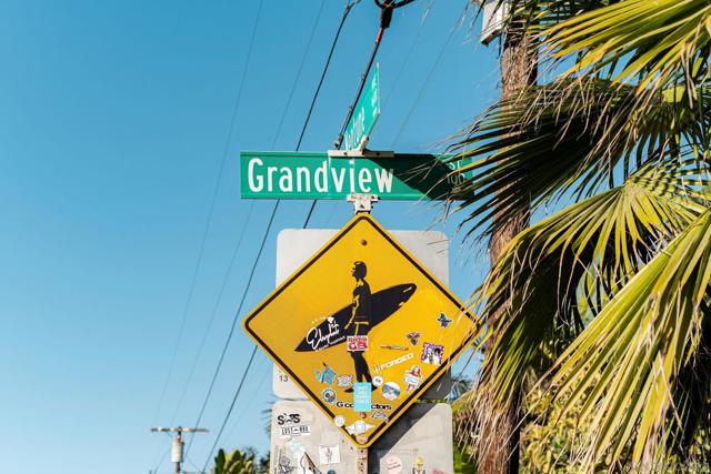 1521 Neptune Ave, Encinitas CA: https://media.crmls.org/mediaz/711d6292-cbd4-4d14-abbb-0ebd57ca16d5.jpg