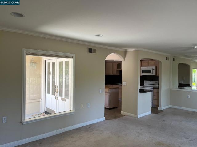 1201 Golden Rain Road, Walnut Creek CA: https://media.crmls.org/mediaz/711e0751-8ebf-459c-b40c-d19c2b447fed.jpg