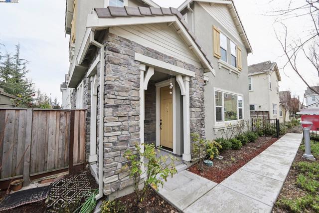 Details for 2612 Admiral Cir, Hayward, CA 94545