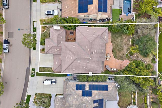 7319 Paseo Capuchina, Carlsbad CA: https://media.crmls.org/mediaz/71219a5c-04b3-458a-95d4-913dc09627de.jpg