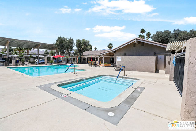 80 Dunes Circle, Cathedral City CA: https://media.crmls.org/mediaz/71221f80-034e-4c41-869f-289180e77e2a.jpg