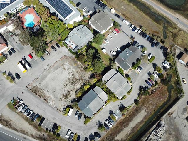 Image 25 of 26 For 150 Shoreline Hwy