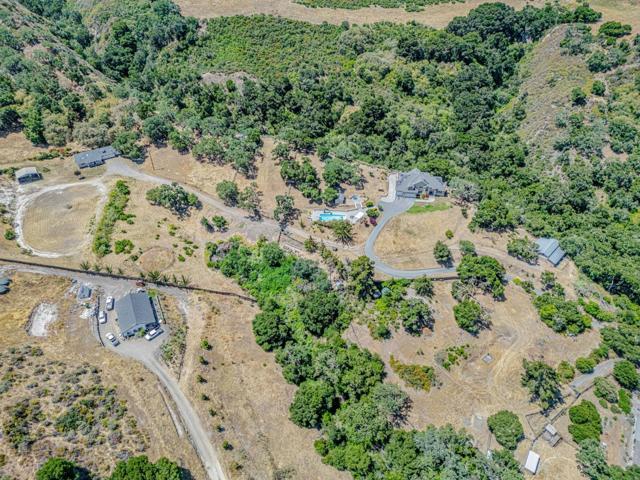 28837 Underwood Road,  CA: https://media.crmls.org/mediaz/7122772f-da73-4a55-b5f0-0fe9c9cffba1.jpg