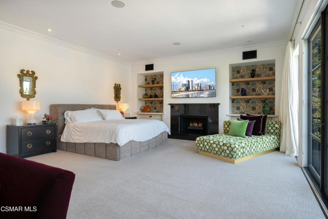 2160 Marshbrook Road, Thousand Oaks CA: https://media.crmls.org/mediaz/7123db4c-9b00-40bc-8ae2-387472ba2215.jpg