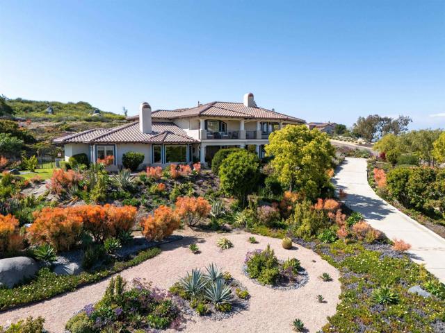 9698 Welk View Drive, Escondido CA: https://media.crmls.org/mediaz/71243b9d-cdb4-4bb2-8d2d-1921e3aeb53f.jpg