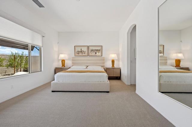 38 Zinfandel, Rancho Mirage CA: https://media.crmls.org/mediaz/71247757-688e-4cb0-9f62-851db479fd54.jpg