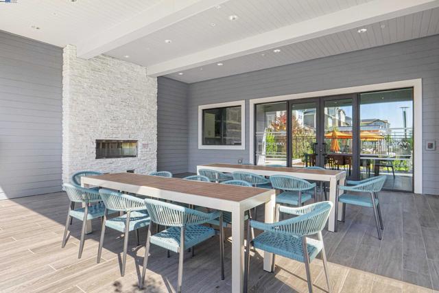 37456 Sand Drift Rd, Newark CA: https://media.crmls.org/mediaz/7124dd91-28cf-42b9-992f-4c9993c25758.jpg