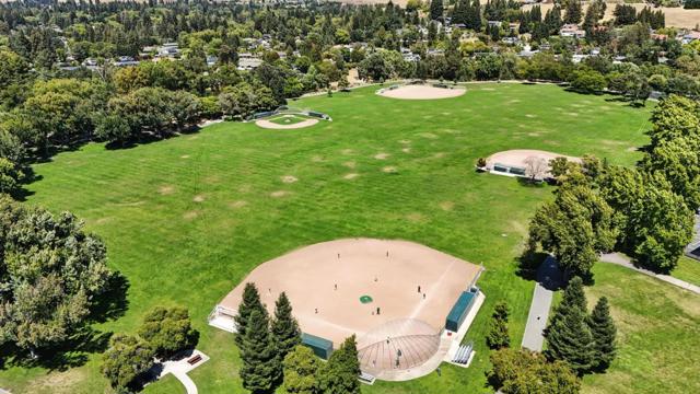 550 El Capitan Drive, Danville CA: https://media.crmls.org/mediaz/7124e80d-654c-431c-90b3-309b2d0a420f.jpg