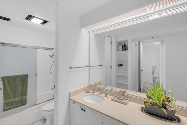 5202 Shelter Creek Lane, San Bruno CA: https://media.crmls.org/mediaz/7127fd85-6f23-4557-bd62-7a6cadb7b86d.jpg