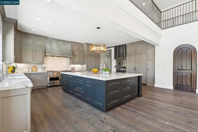 1021 Via Del Gato, Alamo CA: https://media.crmls.org/mediaz/7129054a-ca78-496c-9b90-65570cbfadbe.jpg