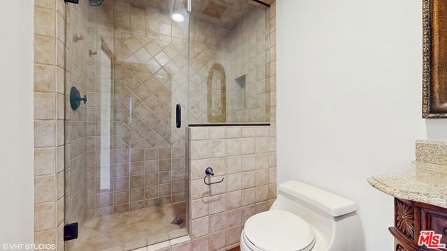 3311 Deronda Drive, Los Angeles CA: https://media.crmls.org/mediaz/712905b7-abcd-4287-8b34-98c7b19748fb.jpg