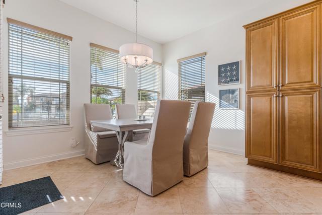 Detail Gallery Image 18 of 58 For 4126 Harbour Island Ln, Oxnard,  CA 93035 - 4 Beds | 3/1 Baths