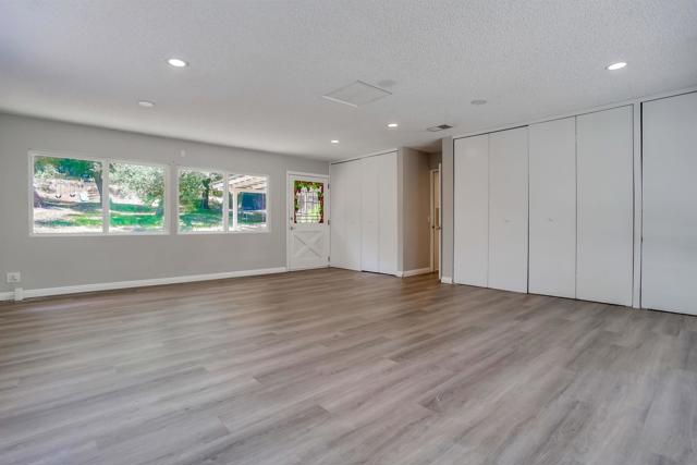 30180 Lilac Rd, Valley Center CA: https://media.crmls.org/mediaz/7129fa33-8cae-4479-a0e1-8edd775b854f.jpg