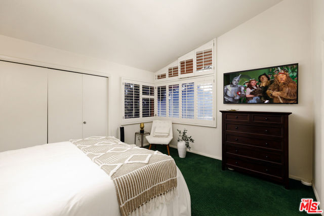 4490 Via Alegre, Santa Barbara CA: https://media.crmls.org/mediaz/712ac72a-44c1-44ca-a66b-5056dfa01c56.jpg