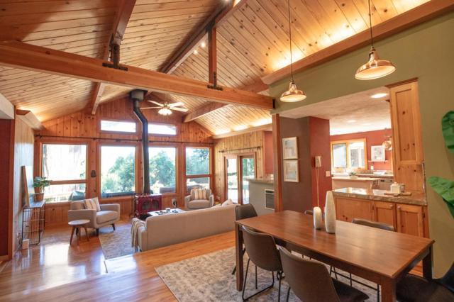 4600 Trout Gulch Road, Aptos CA: https://media.crmls.org/mediaz/712ae737-089b-457f-a6e6-eb5900608f15.jpg