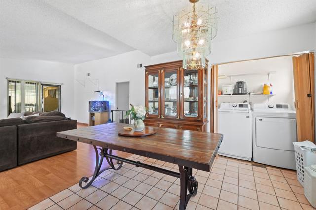 Detail Gallery Image 8 of 33 For 5088 Elkhart St, San Diego,  CA 92105 - 3 Beds | 2 Baths