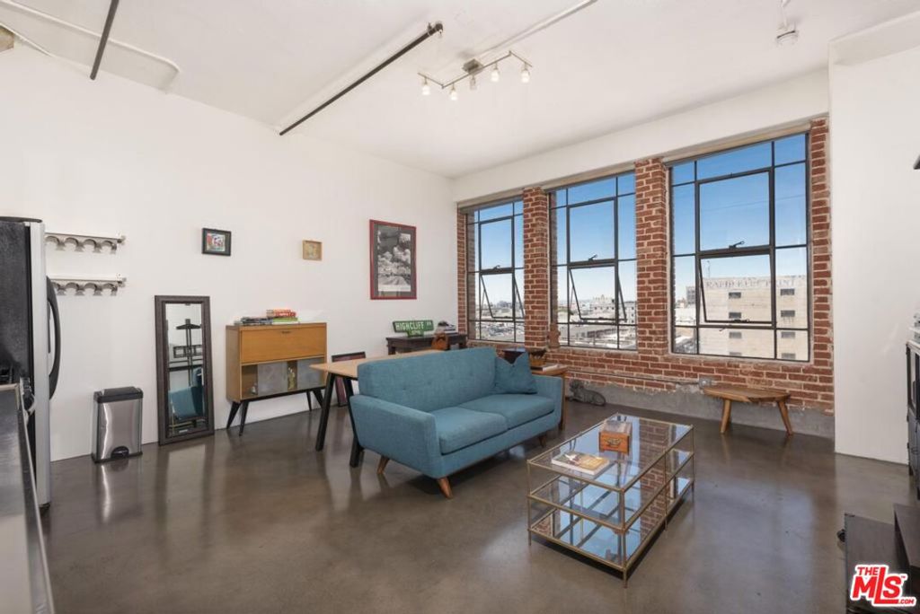 315 E 8th Street 503, Los Angeles, CA 90014