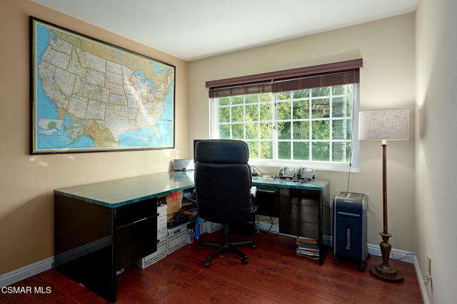 1568 Aspenwall Road, Westlake Village CA: https://media.crmls.org/mediaz/712d7183-9735-4de4-858e-a3c406a189c2.jpg