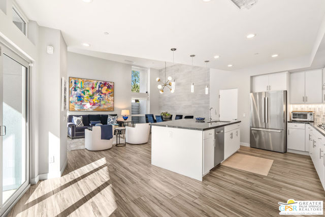 431 Suave Lane, Palm Springs CA: https://media.crmls.org/mediaz/712dcf6e-2fad-43b5-8327-c17f7cd880b7.jpg