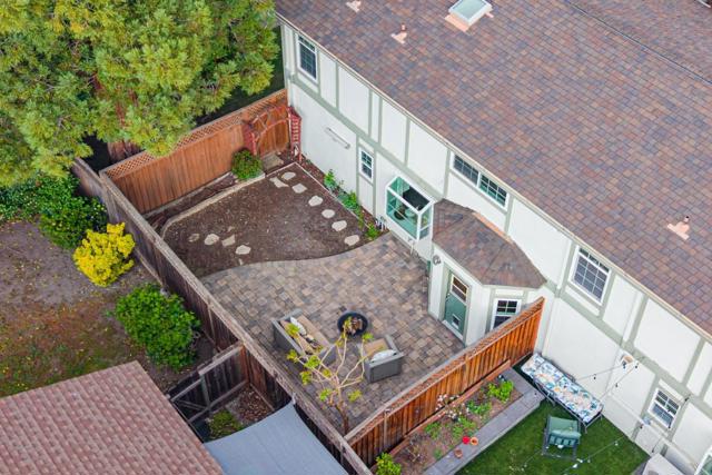 38 Devonshire Avenue, Mountain View CA: https://media.crmls.org/mediaz/712f42b6-413f-4a44-95ba-99f76481dd0e.jpg