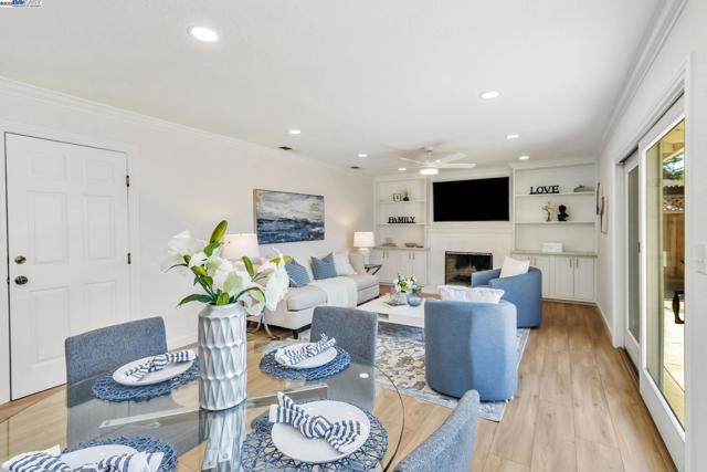 4666 Shearwater Rd, Pleasanton CA: https://media.crmls.org/mediaz/712f8c45-429e-4032-97e2-0a8e69cc4240.jpg