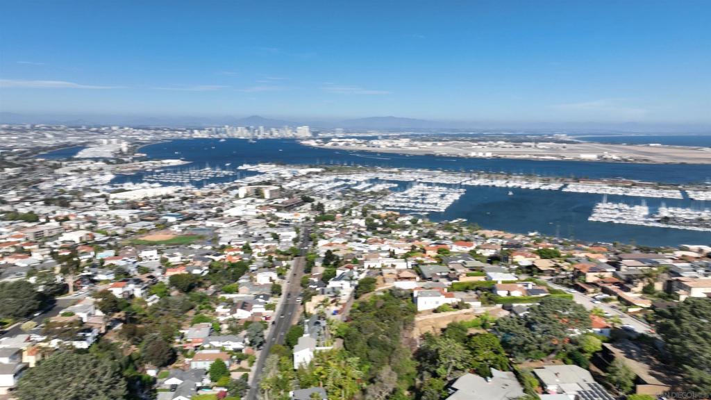 MLS #250033001SD img 15