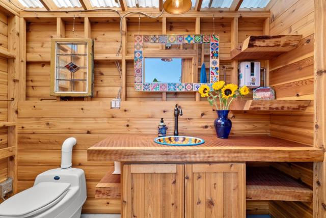 505 Cayuga Street, Santa Cruz CA: https://media.crmls.org/mediaz/7130e6a5-d877-4f03-8d57-5220df670169.jpg