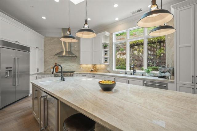 17435 Phillips Avenue, Los Gatos CA: https://media.crmls.org/mediaz/713204fa-2f59-47ed-a5d6-cb0a140de358.jpg