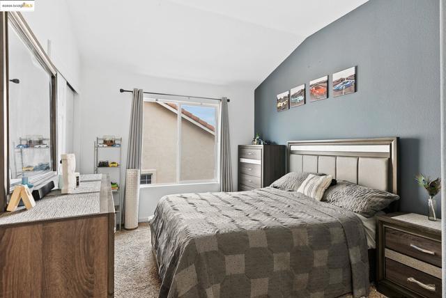 2105 Bedrock Way, Antioch CA: https://media.crmls.org/mediaz/71331508-5e43-4ea9-8c6d-edd66be50aac.jpg