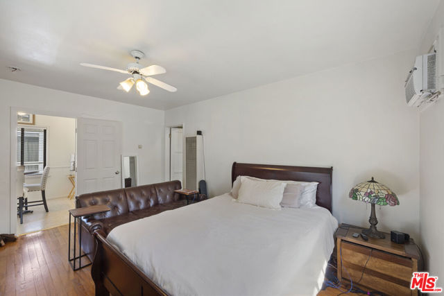 4140 Center Street photo 5