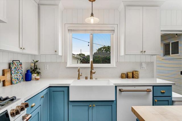 4310 Nova Drive, Santa Cruz CA: https://media.crmls.org/mediaz/71352fde-c4c8-4ad7-9a41-e40b4edcfe47.jpg