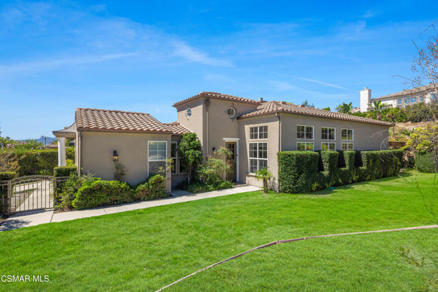 3249 Springbrook Street, Thousand Oaks CA: https://media.crmls.org/mediaz/71354279-7281-415d-a7f0-3a62c5d0a718.jpg
