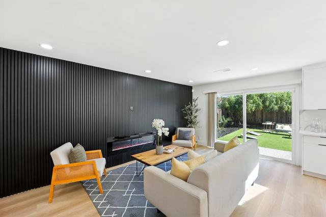 168 Park Dartmouth Place, San Jose CA: https://media.crmls.org/mediaz/713651fc-720c-47c3-bc0b-b772c6bad928.jpg