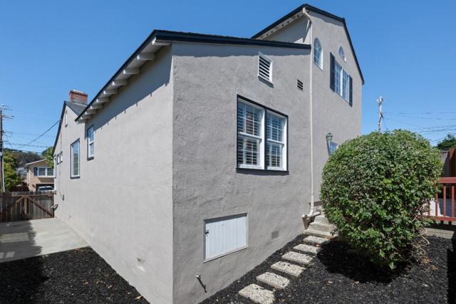 403 Santa Florita Avenue, Millbrae CA: https://media.crmls.org/mediaz/7136c119-6563-4b75-be3d-5534f1d3eaed.jpg