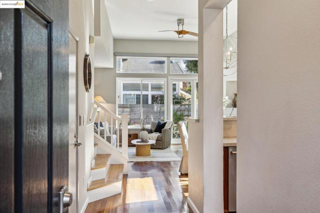26 Farallon Ct, Richmond CA: https://media.crmls.org/mediaz/71373693-b2e3-456c-bc79-195dbbb85d4b.jpg