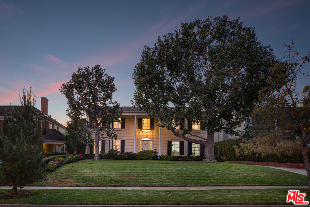625 N Sierra Drive — Traditional