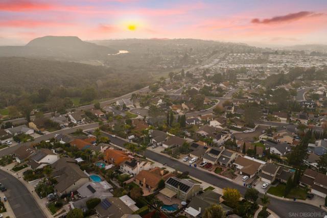 3576 Normandy, Oceanside CA: https://media.crmls.org/mediaz/7138e243-6234-4325-80f5-361b90a6cf9f.jpg