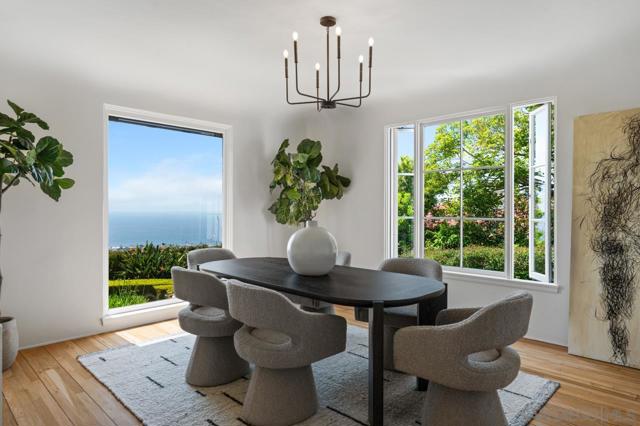 7316 Encelia Dr., La Jolla CA: https://media.crmls.org/mediaz/71390f1f-fc8a-4ff9-b9ff-761e902f76b1.jpg