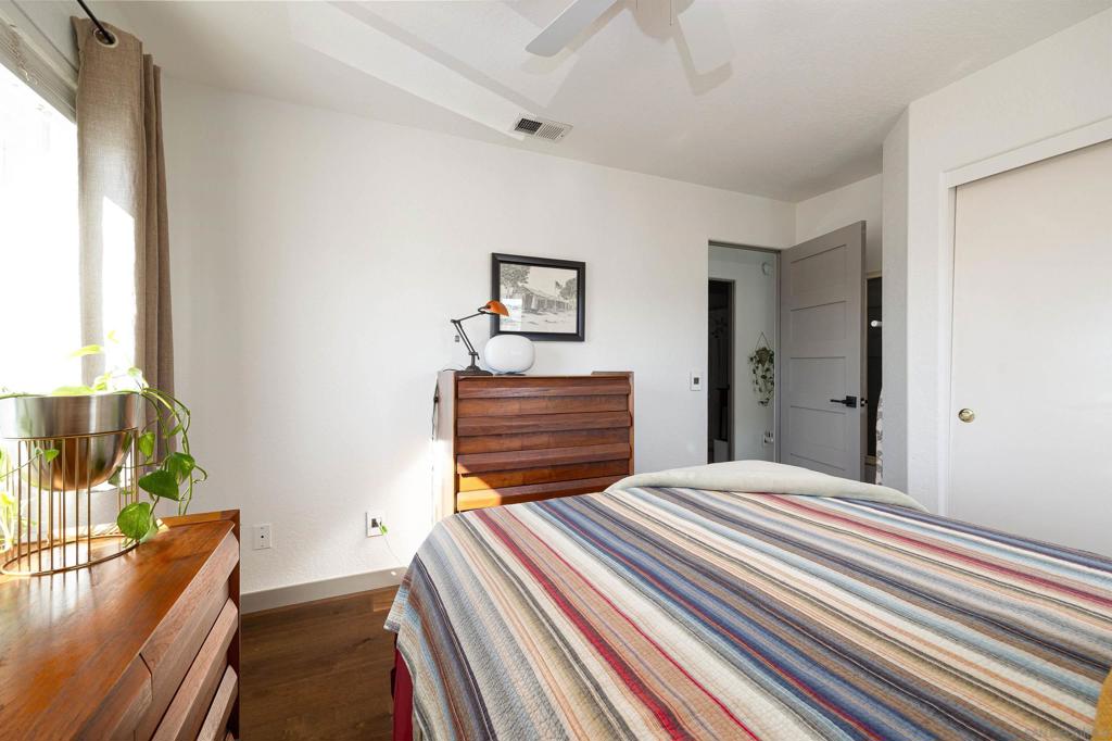 13947 Midland Rd. - photo 14