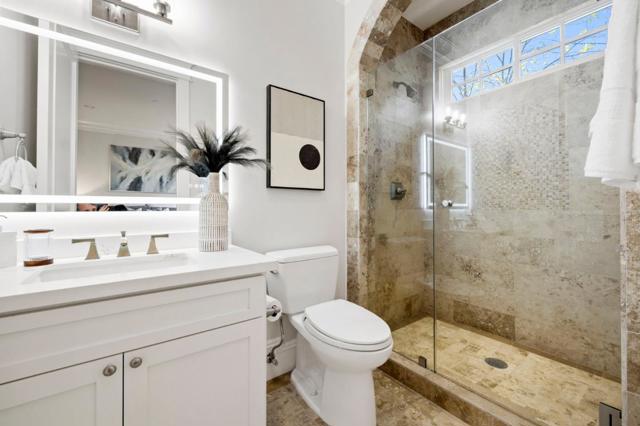 1425 Benito Avenue, Burlingame CA: https://media.crmls.org/mediaz/71398c15-cd2c-4082-ad00-dbfb82513e9c.jpg