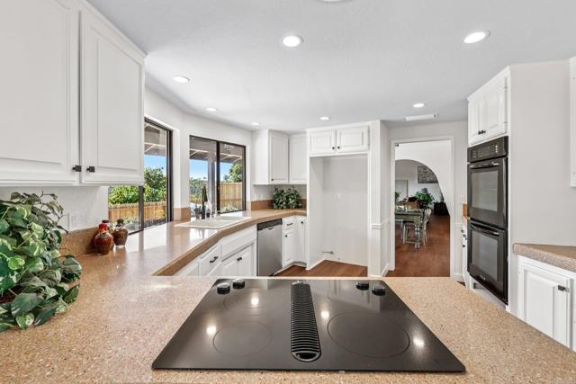 Detail Gallery Image 20 of 65 For 2918 Los Campos Dr, Fallbrook,  CA 92028 - 3 Beds | 2 Baths