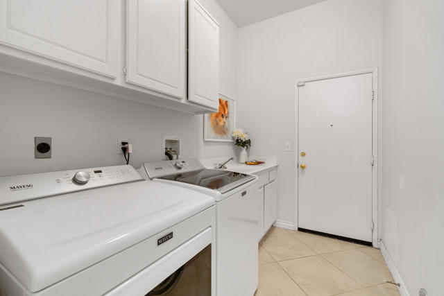 77703 Ashberry Court, Palm Desert CA: https://media.crmls.org/mediaz/713aa396-9c4a-412e-942b-14337c2a5fd8.jpg