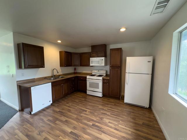30825 Valley Center Drive, Valley Center CA: https://media.crmls.org/mediaz/713af942-9d72-4732-8f64-9543b239ff86.jpg