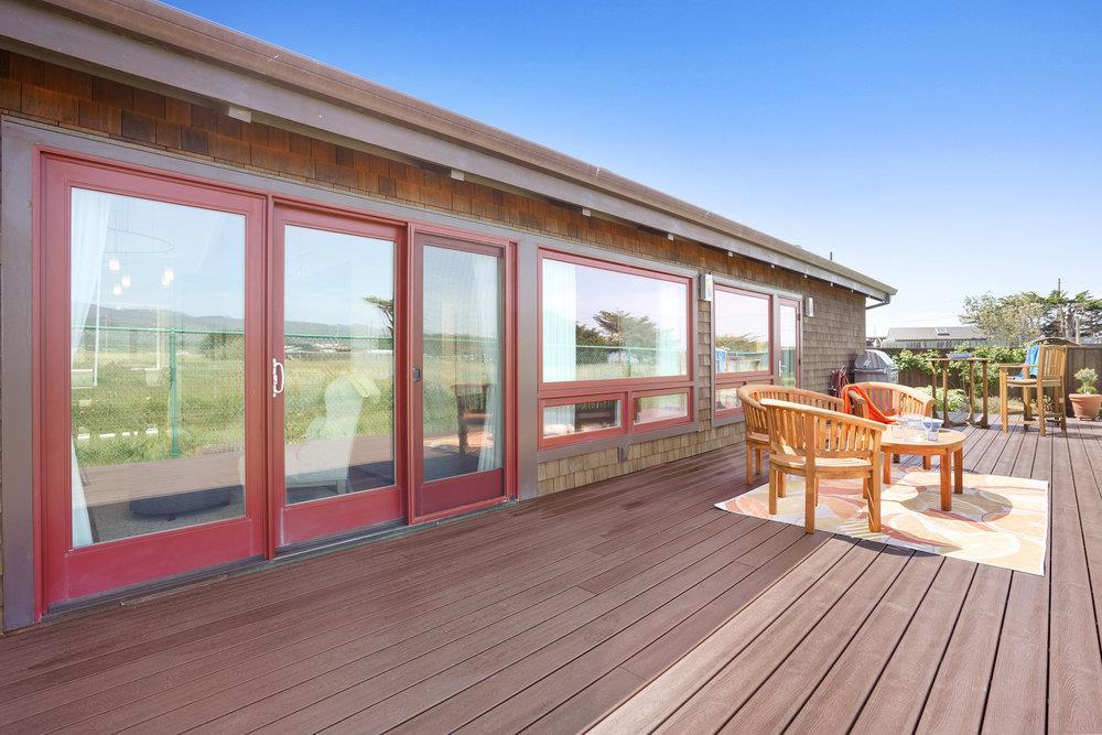 137 Kelly Avenue, Half Moon Bay CA: https://media.crmls.org/mediaz/713b00ba-76e4-4ed7-a0f9-11a1a2b135fe