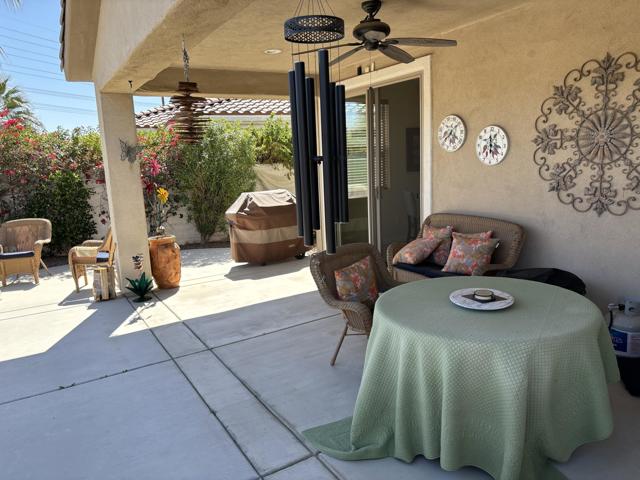 80450 Avd Linda Vista, Indio CA: https://media.crmls.org/mediaz/713b2a48-3ffb-4583-8c3e-be22f53d6b75.jpg